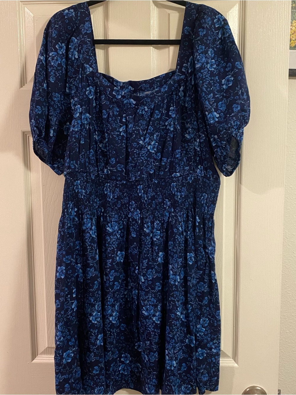 Old Navy Blue Floral Puff Sleeve Dress